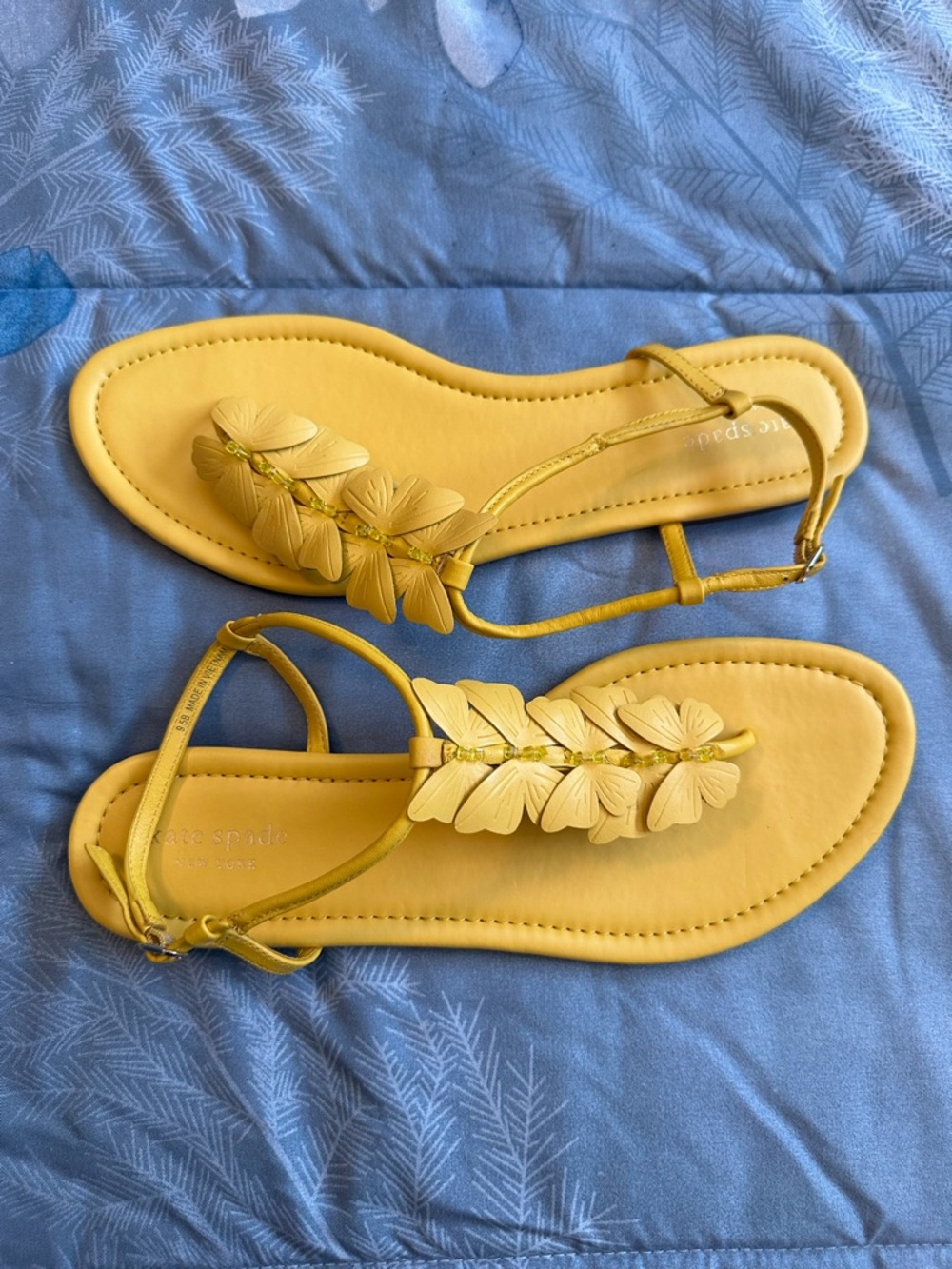 NWOT kate spade the Primrose Yellow Butterfly T-Strap Sandals Sz 9.5 - Picture 8 of 8